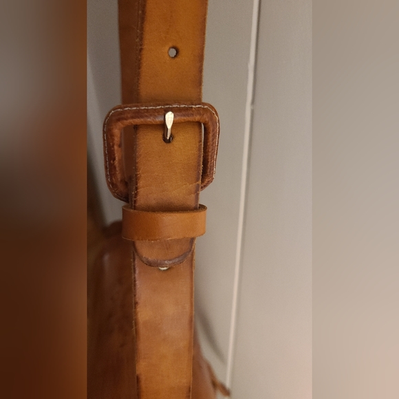 Tooled leather boho handbag - Picture 6 of 8